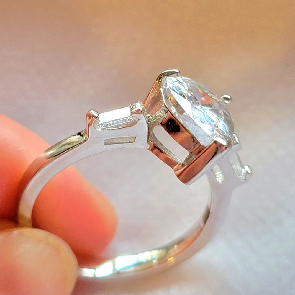 Charmed Aroma Pear Cut Ring - Picture 9 of 11